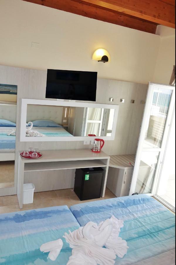 Hotel German'S Gatteo エクステリア 写真
